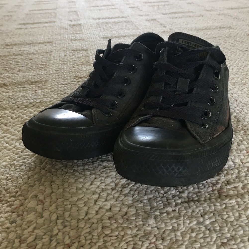 Unisex Converse All Star all black sneakers